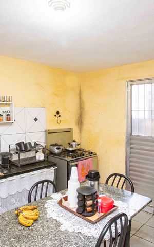 Casa à venda com 100m², 3 quartos e 2 vagasCozinha
