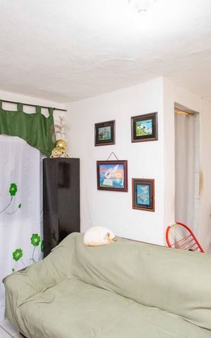 Casa à venda com 100m², 3 quartos e 2 vagasSala