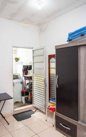 Casa à venda com 100m², 3 quartos e 2 vagasQuarto 3