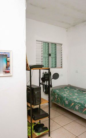 Casa à venda com 100m², 3 quartos e 2 vagasQuarto 3