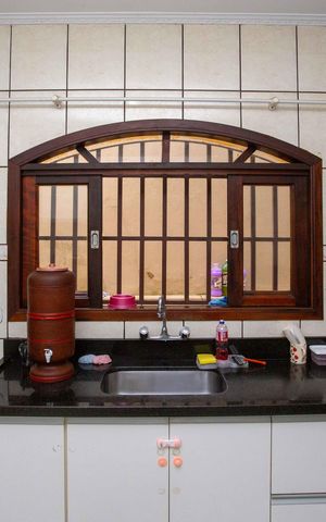 Casa à venda com 176m², 3 quartos e 2 vagasCozinha
