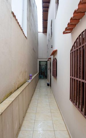 Casa à venda com 176m², 3 quartos e 2 vagasQuintal