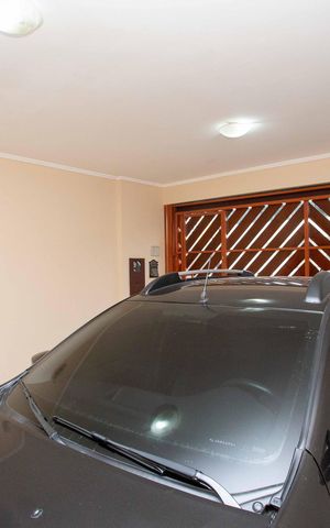 Casa à venda com 176m², 3 quartos e 2 vagasGaragem