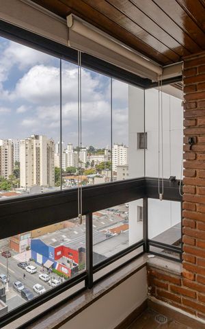 Apartamento à venda com 105m², 3 quartos e 2 vagasSacada quarto 3