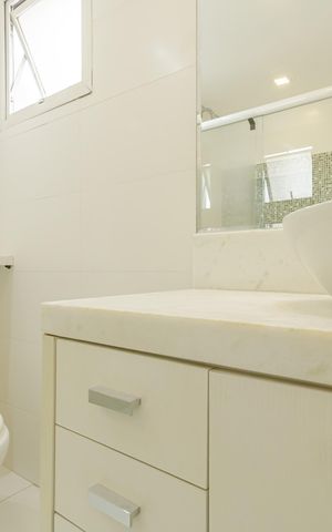 Apartamento à venda com 105m², 3 quartos e 2 vagasBanheiro do quarto 3