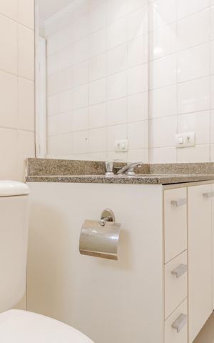 Apartamento à venda com 105m², 3 quartos e 2 vagasBanheiro social