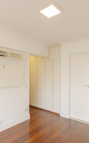 Apartamento à venda com 105m², 3 quartos e 2 vagasQuarto 3