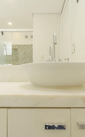 Apartamento à venda com 105m², 3 quartos e 2 vagasBanheiro do quarto 3