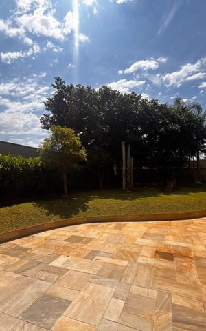 Apartamento para alugar com 61m², 1 quarto e 2 vagas Apartamento para alugar com 61m², 1 quarto e 2 vagasPista de corrida