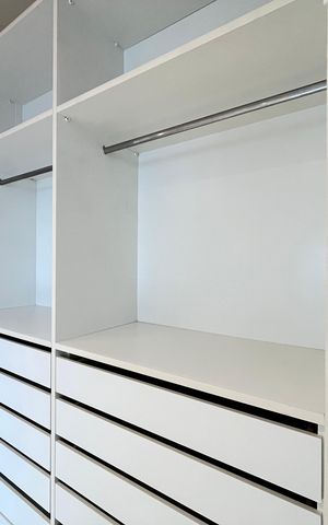 Apartamento para alugar com 105m², 1 quarto e 2 vagas Apartamento para alugar com 105m², 1 quarto e 2 vagasCloset