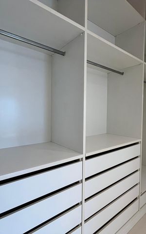 Apartamento para alugar com 105m², 1 quarto e 2 vagas Apartamento para alugar com 105m², 1 quarto e 2 vagasCloset