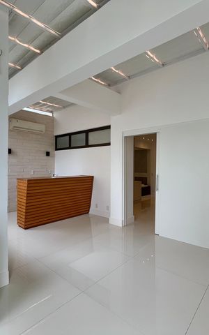 Apartamento para alugar com 105m², 1 quarto e 2 vagas Apartamento para alugar com 105m², 1 quarto e 2 vagasVaranda