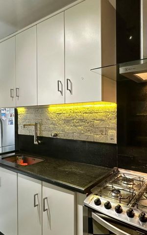 Apartamento à venda com 132m², 3 quartos e 2 vagas Apartamento à venda com 132m², 3 quartos e 2 vagasCozinha