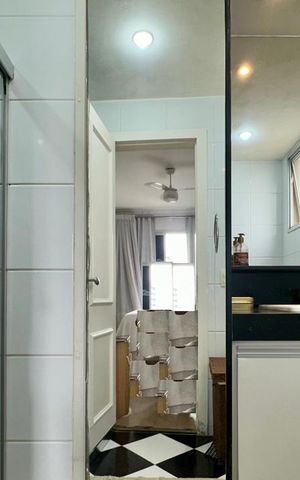 Apartamento à venda com 132m², 3 quartos e 2 vagas Apartamento à venda com 132m², 3 quartos e 2 vagasBanheiro da Suíte