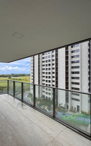 Apartamento para alugar com 182m², 3 quartos e 3 vagasVaranda