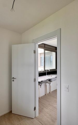 Apartamento para alugar com 182m², 3 quartos e 3 vagasCozinha e Área de Serviço - Quarto