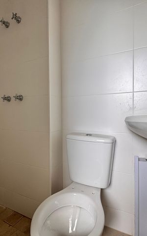 Apartamento para alugar com 182m², 3 quartos e 3 vagasCozinha e Área de Serviço - Banheiro