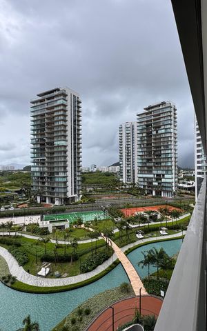 Apartamento para alugar com 182m², 3 quartos e 3 vagasVaranda