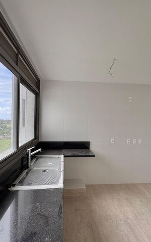 Apartamento para alugar com 182m², 3 quartos e 3 vagasCozinha e Área de Serviço