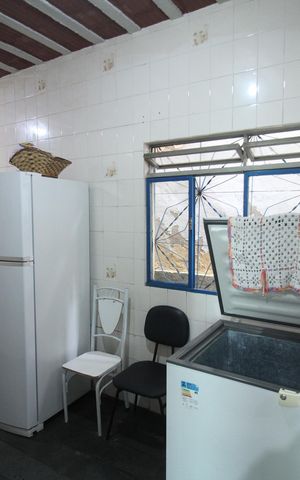 Casa à venda com 365m², 2 quartos e 6 vagasCozinha