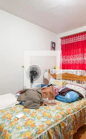 Casa à venda com 303m², 5 quartos e 5 vagas Casa à venda com 303m², 5 quartos e 5 vagasQuarto 5