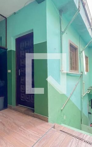 Casa à venda com 303m², 5 quartos e 5 vagas Casa à venda com 303m², 5 quartos e 5 vagasÁrea externa
