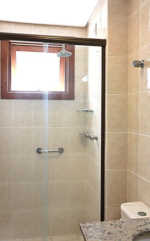 Apartamento à venda com 74m², 2 quartos e 1 vagaBanheiro Social