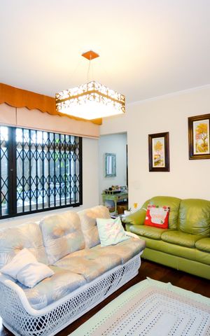 Casa para alugar com 350m², 3 quartos e 4 vagasSala