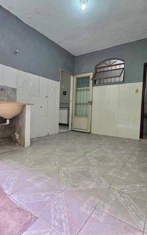 Casa para alugar com 250m², 5 quartos e 3 vagas Casa para alugar com 250m², 5 quartos e 3 vagasÁrea de Serviço