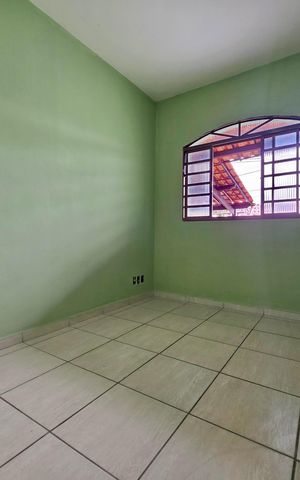 Casa para alugar com 250m², 5 quartos e 3 vagas Casa para alugar com 250m², 5 quartos e 3 vagasQuarto 1