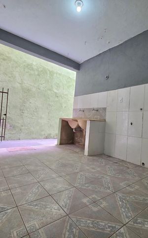 Casa para alugar com 250m², 5 quartos e 3 vagas Casa para alugar com 250m², 5 quartos e 3 vagasÁrea de Serviço