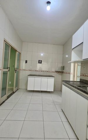 Casa para alugar com 250m², 5 quartos e 3 vagas Casa para alugar com 250m², 5 quartos e 3 vagasCozinha