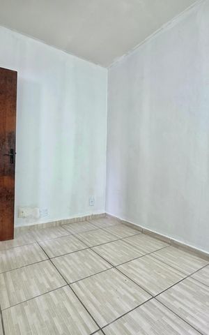 Casa para alugar com 250m², 5 quartos e 3 vagas Casa para alugar com 250m², 5 quartos e 3 vagasQuarto 4