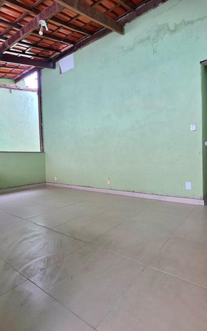 Casa para alugar com 250m², 5 quartos e 3 vagas Casa para alugar com 250m², 5 quartos e 3 vagasÁrea da casa
