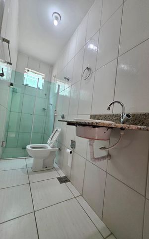 Casa para alugar com 250m², 5 quartos e 3 vagas Casa para alugar com 250m², 5 quartos e 3 vagasBanheiro 2