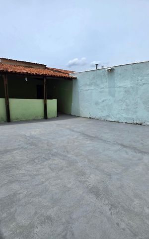 Casa para alugar com 250m², 5 quartos e 3 vagas Casa para alugar com 250m², 5 quartos e 3 vagasÁrea da casa