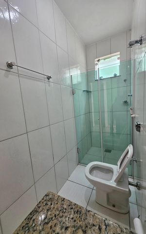 Casa para alugar com 250m², 5 quartos e 3 vagas Casa para alugar com 250m², 5 quartos e 3 vagasBanheiro 2