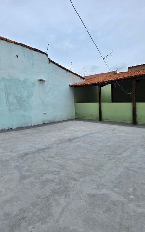 Casa para alugar com 250m², 5 quartos e 3 vagas Casa para alugar com 250m², 5 quartos e 3 vagasÁrea da casa