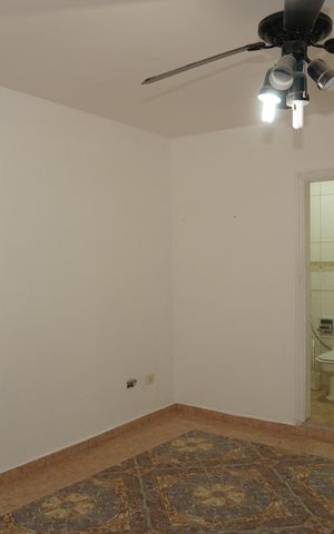 Casa para alugar com 30m², 1 quarto e sem vagaQuarto