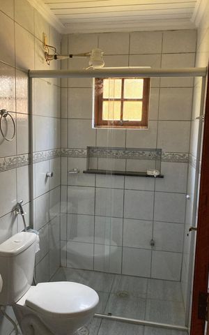 Casa à venda com 130m², 3 quartos e 2 vagas Casa à venda com 130m², 3 quartos e 2 vagasBanheiro 1