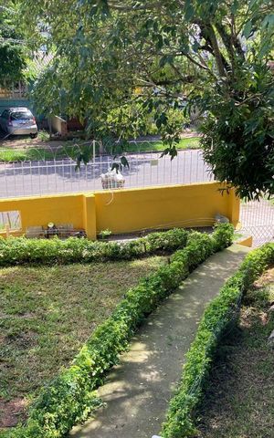 Casa à venda com 130m², 3 quartos e 2 vagas