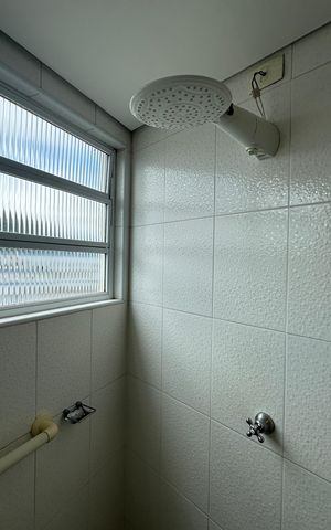 Apartamento para alugar com 135m², 3 quartos e 1 vaga Apartamento para alugar com 135m², 3 quartos e 1 vagaBanheiro da Suíte
