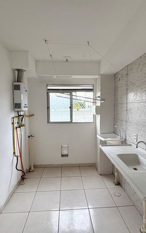 Apartamento para alugar com 47m², 2 quartos e 1 vaga Apartamento para alugar com 47m², 2 quartos e 1 vagaCozinha e Área de Serviço