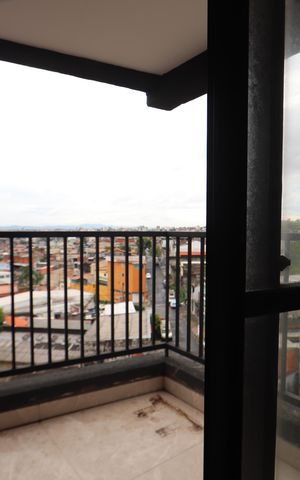 Apartamento à venda com 42m², 2 quartos e sem vagaVaranda