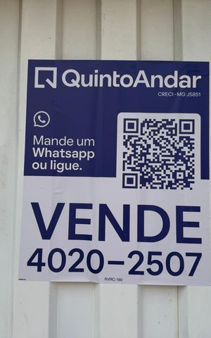 Casa à venda com 150m², 5 quartos e 2 vagas Casa à venda com 150m², 5 quartos e 2 vagasPlaca instalada no dia 22/10/2026- com o código RVRC-160