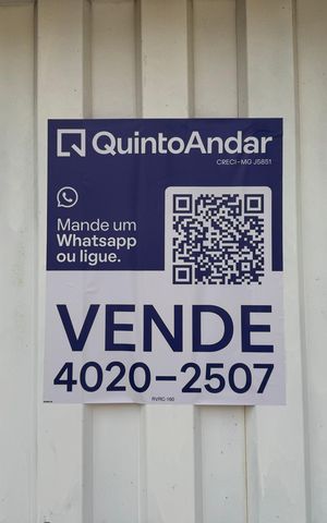 Casa à venda com 150m², 5 quartos e 2 vagas Casa à venda com 150m², 5 quartos e 2 vagasPlaca instalada no dia 22/10/2026- com o código RVRC-160