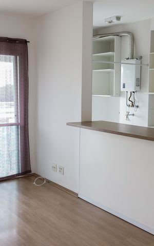 Apartamento à venda com 68m², 2 quartos e 1 vaga Apartamento à venda com 68m², 2 quartos e 1 vagaSala
