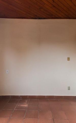Casa para alugar com 645m², 4 quartos e 1 vaga Casa para alugar com 645m², 4 quartos e 1 vagaQuarto 1