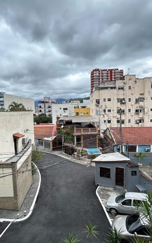 Casa de condomínio à venda com 215m², 3 quartos e 3 vagasVista do Quarto 1
