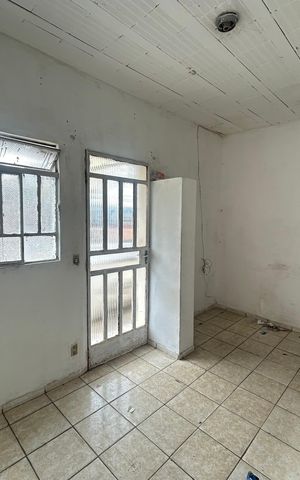 Casa à venda com 360m², 1 quarto e 1 vaga